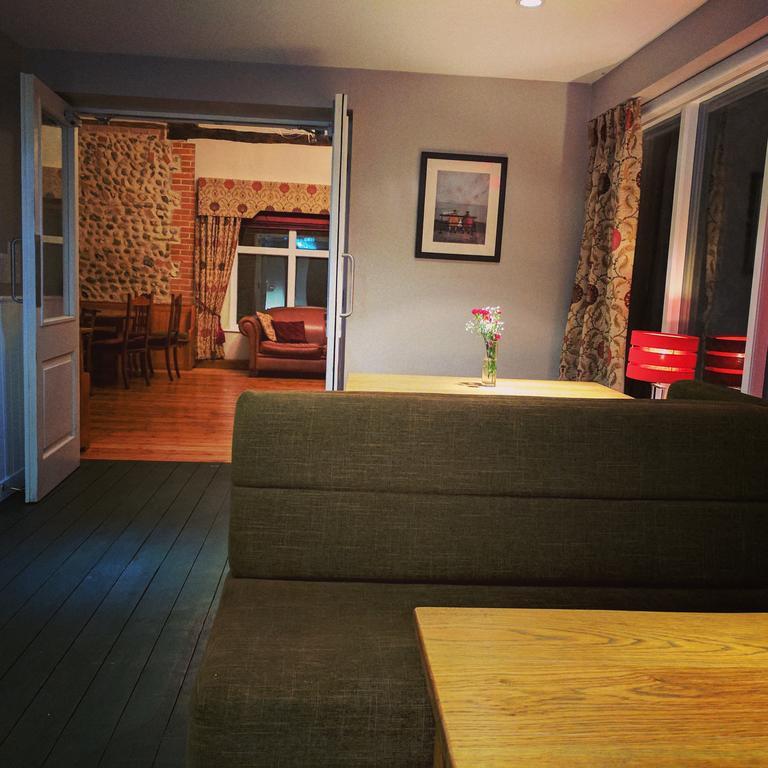 Hotel The White Horse Overstrand Esterno foto